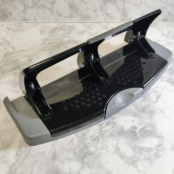 Swingline SmartTouch Low Force 20 Sheet Capacity 3 Hole Paper Punch Black/Gray - Picture 1 of 16